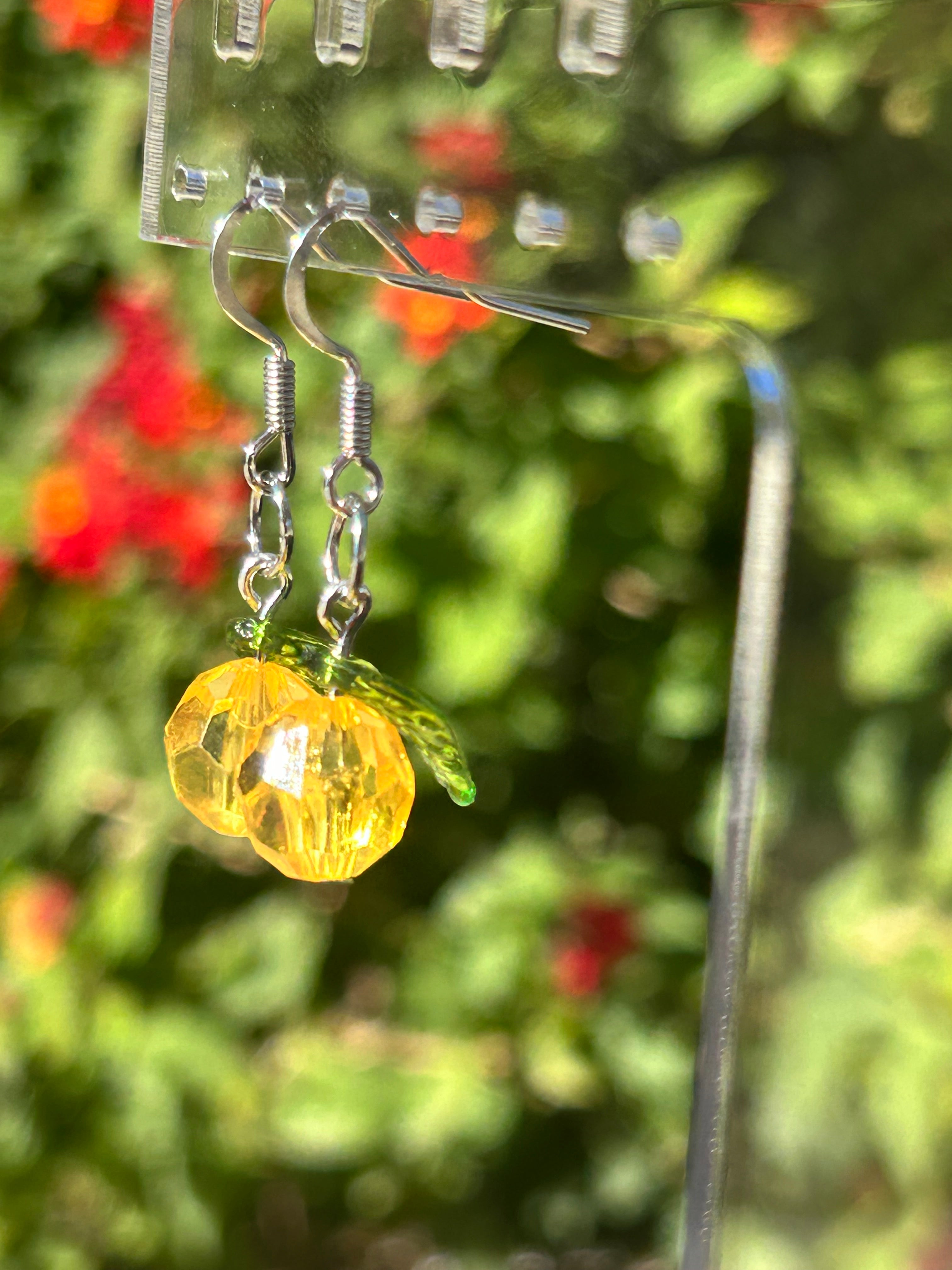 Tangie twist earrings