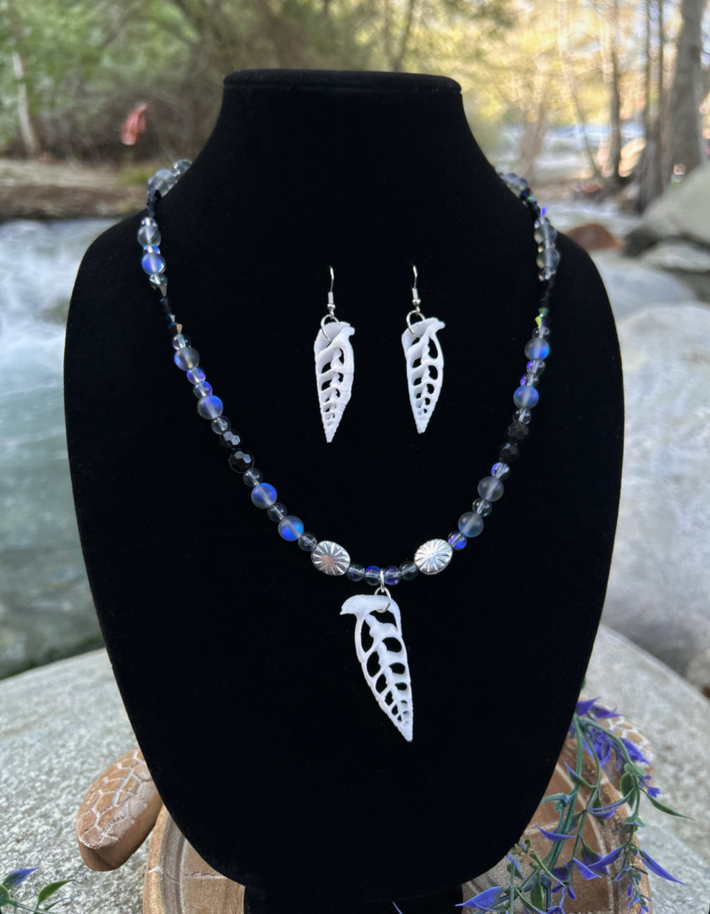 Moonlit cove (necklace & earring set)